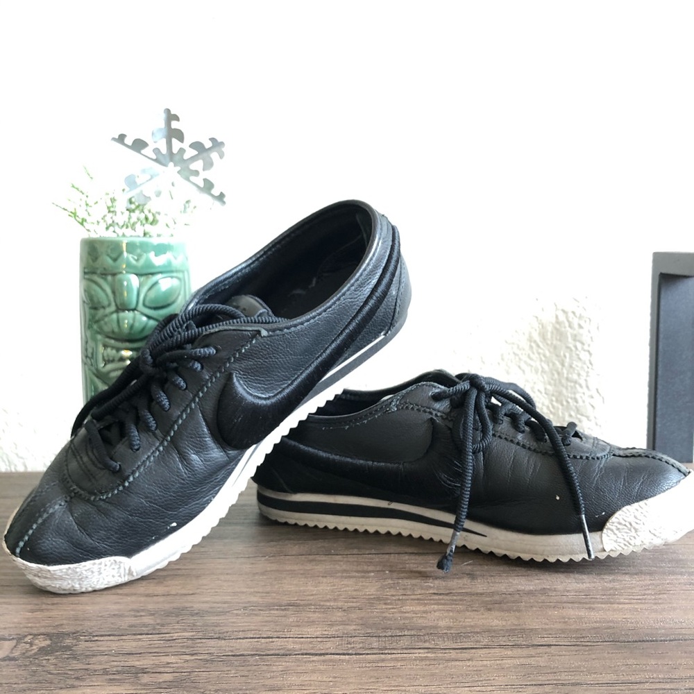 Nike El Cortez with black embroidered swoosh